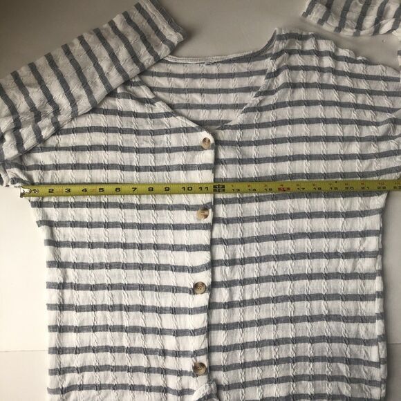 Striped Oversized Tie Front Cardigan Size Medium - Picture 8 of 10